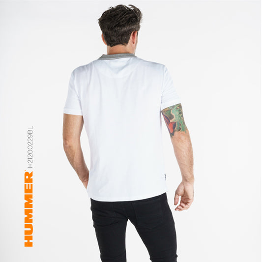 Camisa tipo polo HUMMER, blanca con detalle en cuello.